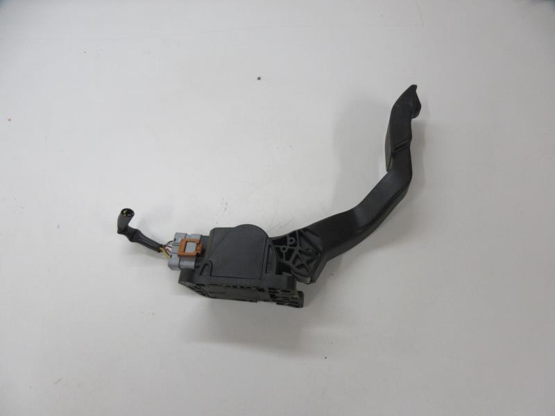 Pedale d'accelerateur CITROEN C4 2 PHASE 1 Diesel - 1