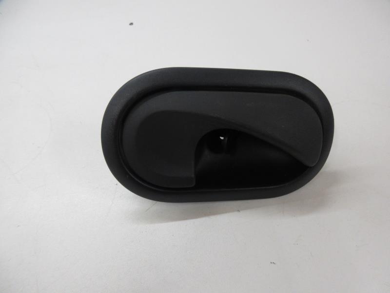 Maniglia interna posteriore destra RENAULT CLIO 3 PHASE 1 Diésel - 1