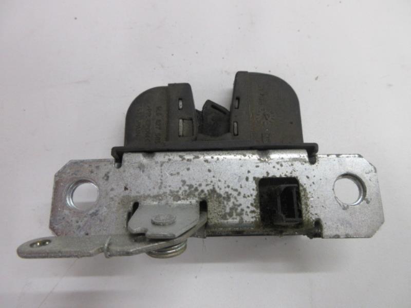 Serrure de coffre SEAT LEON 1 Diesel - 1