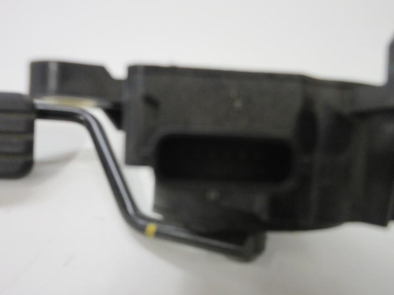 Pedale d'accelerateur RENAULT KANGOO 2 PHASE 1 Diesel - 1