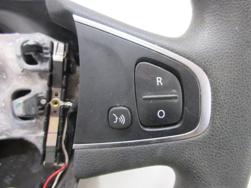 Volant RENAULT CLIO 4 PHASE 2 Diesel - 1
