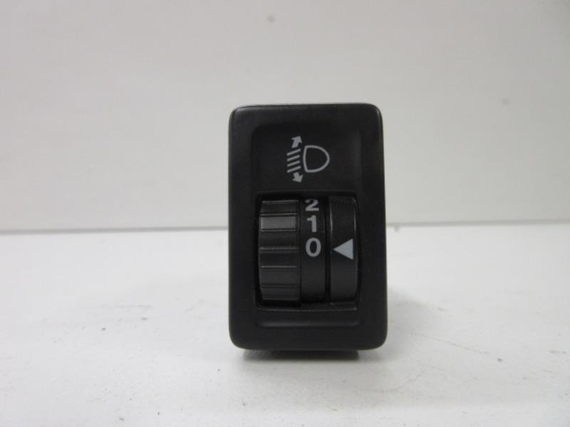 Commande de reglage hauteur de phare SUZUKI SWIFT 3 Diesel - 1