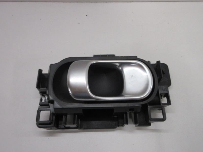 Maniglia interna posteriore destra CITROEN C4 CACTUS Diésel - 1