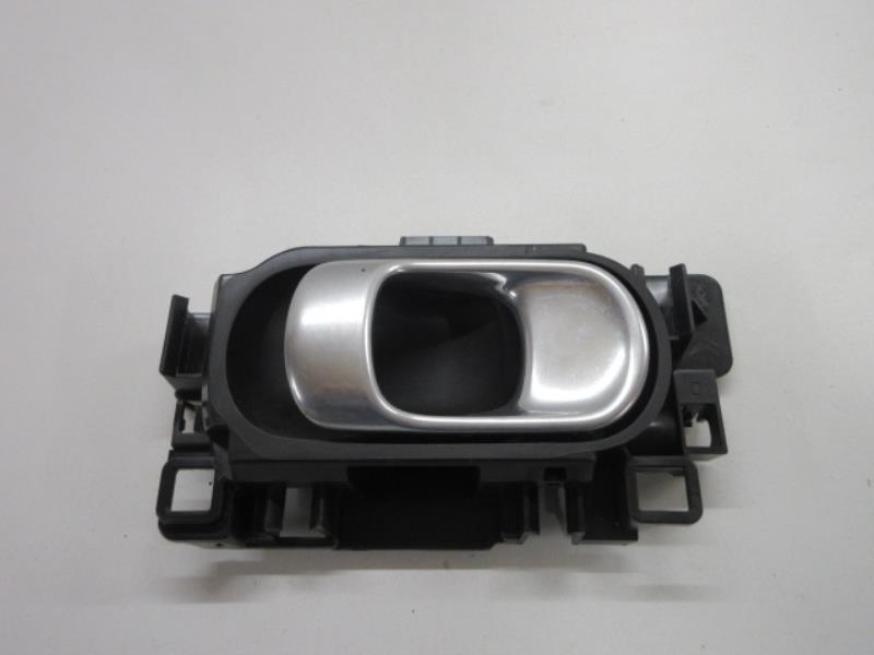 Maniglia interna anteriore destra CITROEN C4 CACTUS Diésel - 1