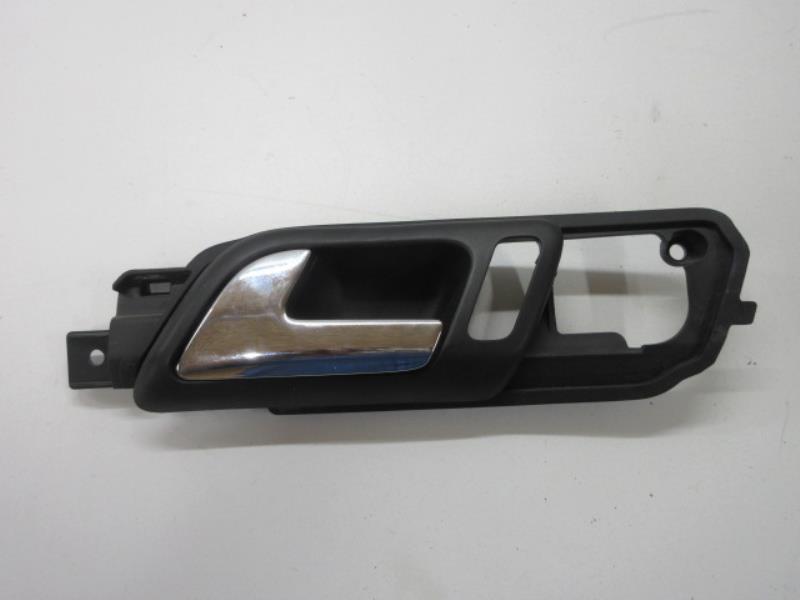 Maniglia interna anteriore sinistra VOLKSWAGEN POLO 4 PHASE 1 Gasolina - 1