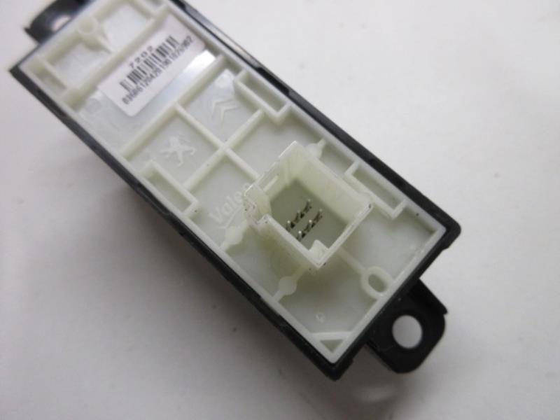 Commande GPS PEUGEOT 208 1 PHASE 2 Diesel - 1