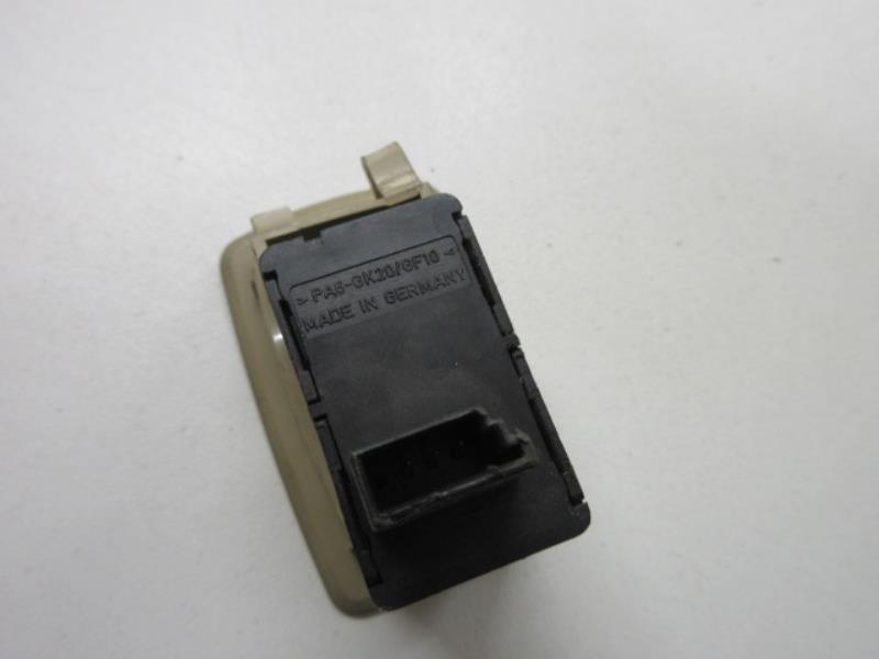 Interruttore lavacristalli posteriore destro BMW SERIE 3 E90 PHASE 1 Diésel - 1