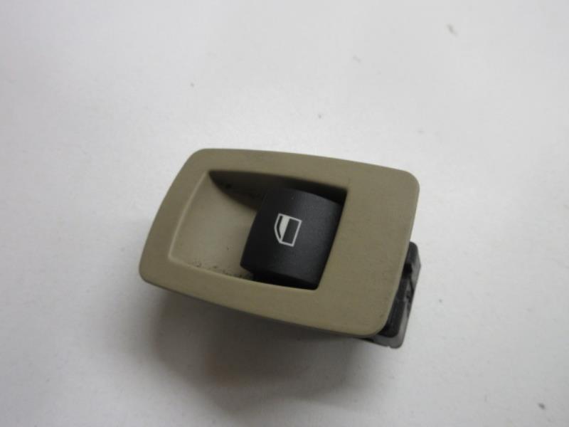 Interruttore lavacristalli posteriore sinistro BMW SERIE 3 E90 PHASE 1 Diésel - 1