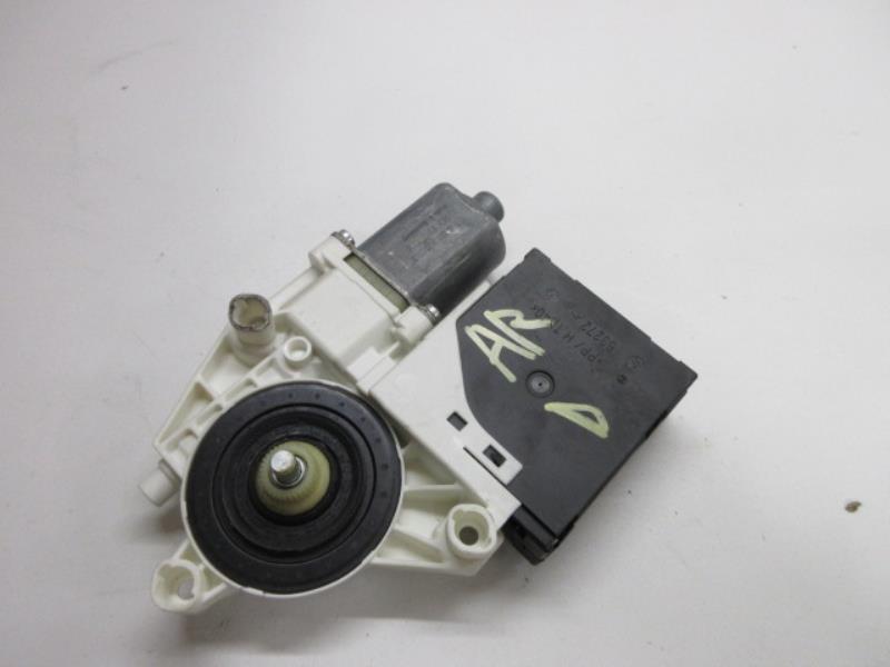 Motore alzacristalli posteriore destro AUDI A3 2 SPORTBACK PHASE 1 Diésel - 1