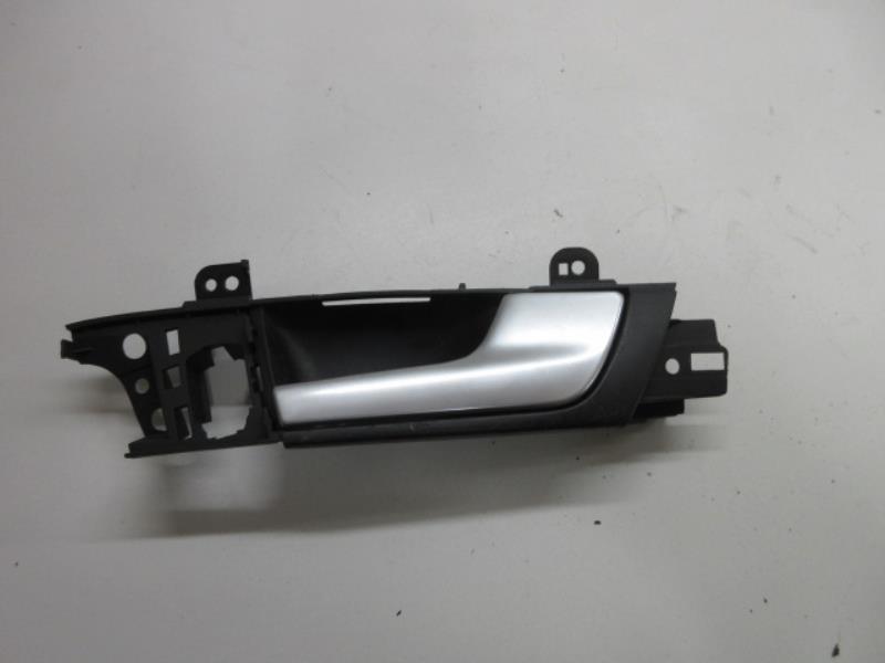 Maniglia interna anteriore destra AUDI A3 2 SPORTBACK PHASE 1 Diésel - 1
