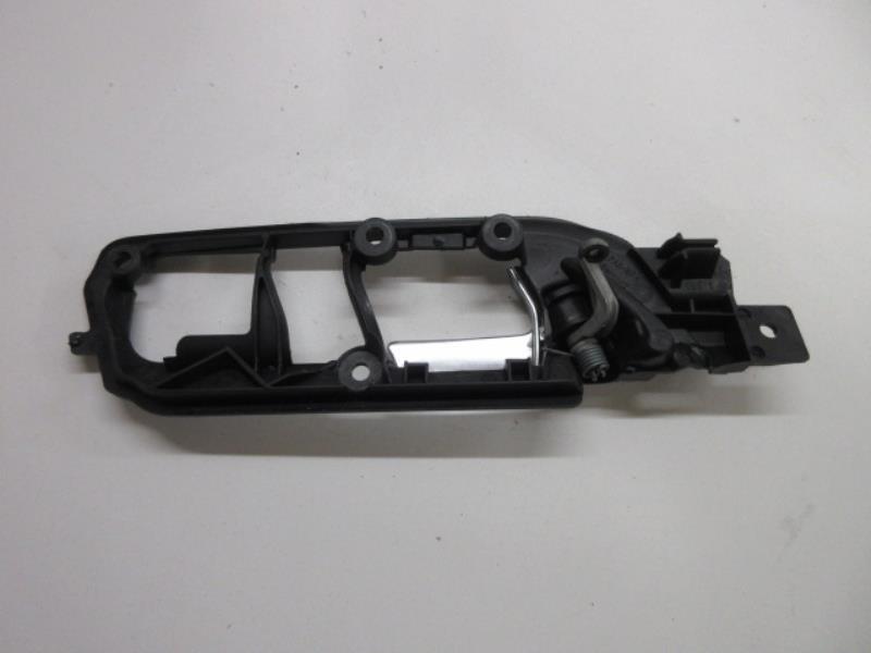 Maniglia interna anteriore sinistra VOLKSWAGEN POLO 4 PHASE 2 Diésel - 1