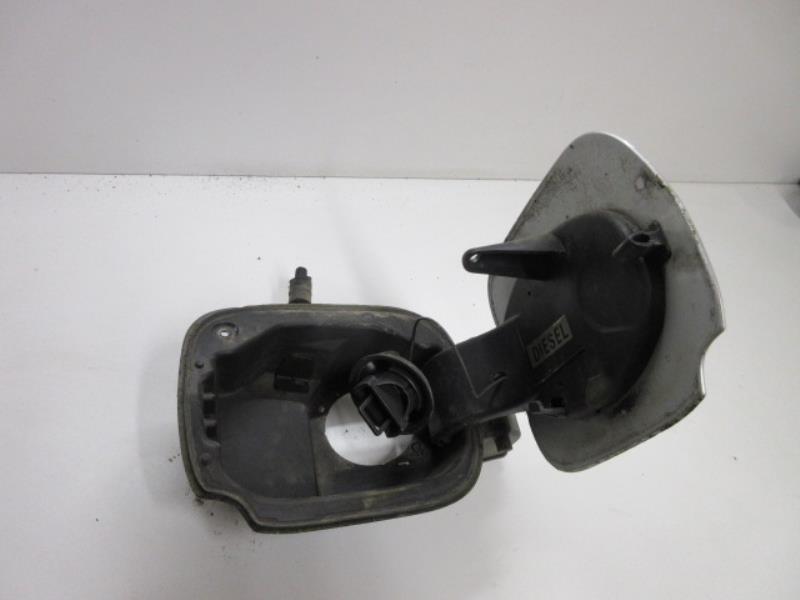 Trappe d'essence RENAULT CLIO 3 PHASE 1 Diesel - 1