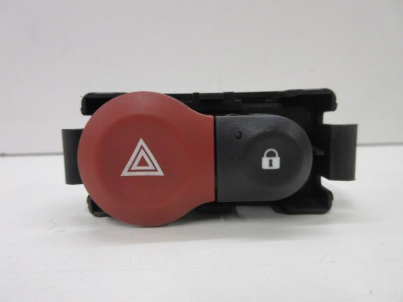 Bouton de warning RENAULT CLIO 3 PHASE 1 Diesel - 1