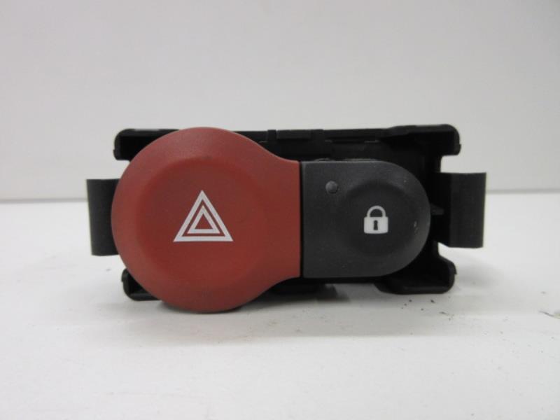 Bouton de warning RENAULT CLIO 3 PHASE 2 Diesel - 1