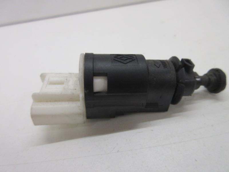 Contattore luce stop RENAULT CLIO 3 PHASE 1 Diésel - 1
