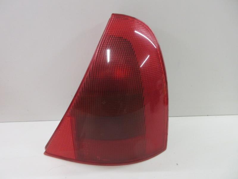 Fanale posteriore principale destro (luci) RENAULT CLIO 2 PHASE 1 Diésel - 1