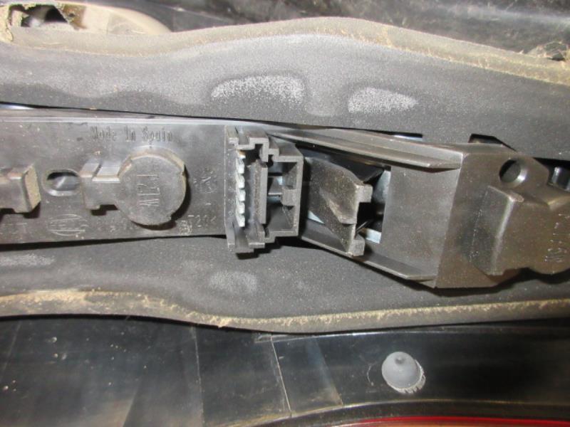 Fanale posteriore principale sinistro (luci) RENAULT MEGANE 2 PHASE 1 BREAK Diésel - 1