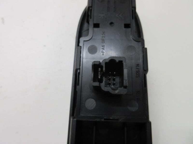 Interruttore lavacristalli anteriore destro PEUGEOT 307 PHASE 2 Diésel - 1