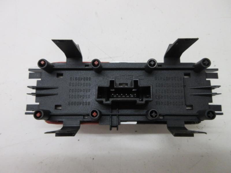 Bouton de warning RENAULT SCENIC 2 PHASE 1 Diesel - 1