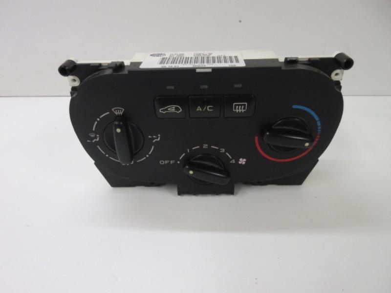Commande chauffage PEUGEOT 307 PHASE 1 BREAK Diesel - 1