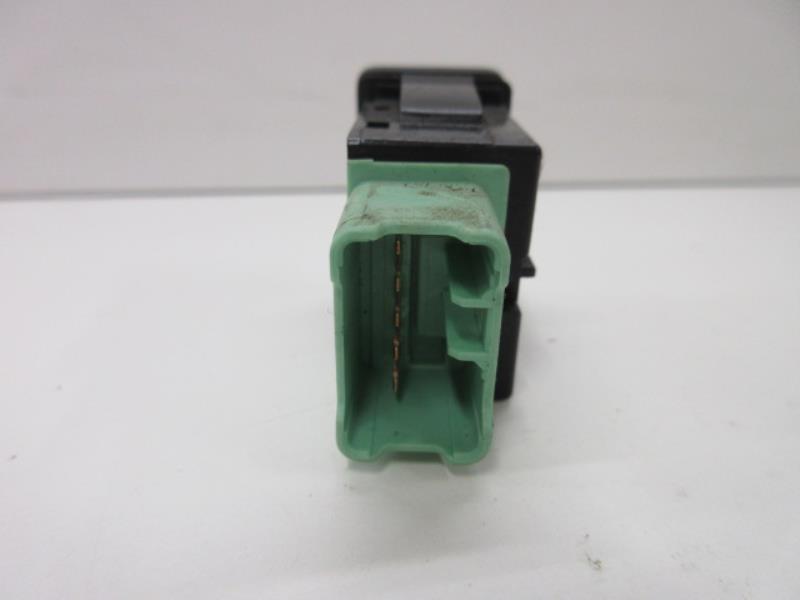 Bouton/Interrupteur SUZUKI SWIFT 3 Diesel - 1