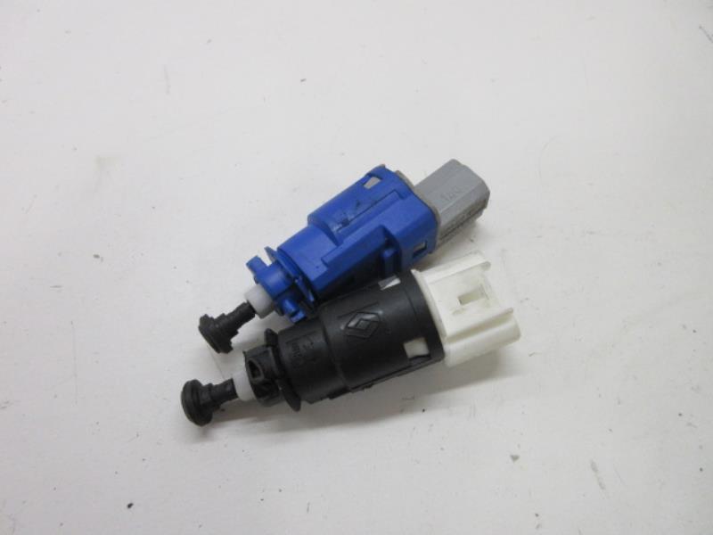 Contattore luce stop DACIA DUSTER 1 PHASE 1 Diésel - 1