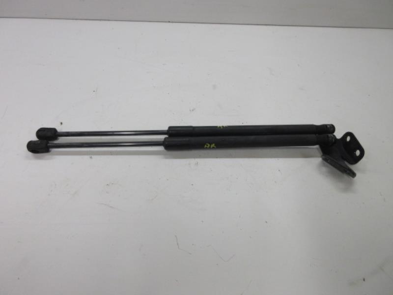 Verin de coffre SUZUKI SWIFT 3 Diesel - 1