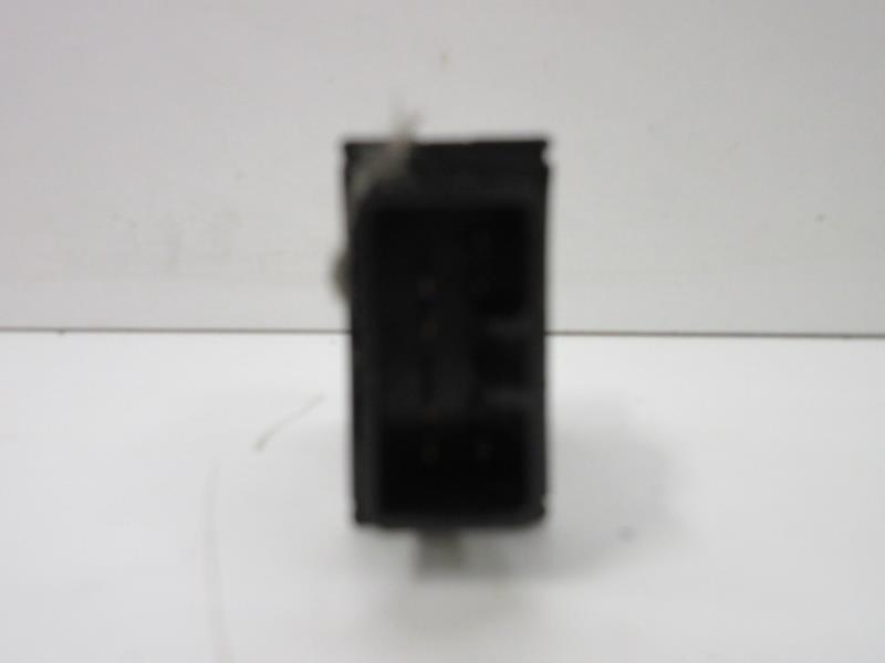 Bouton/Interrupteur HYUNDAI TRAJET Diesel - 1