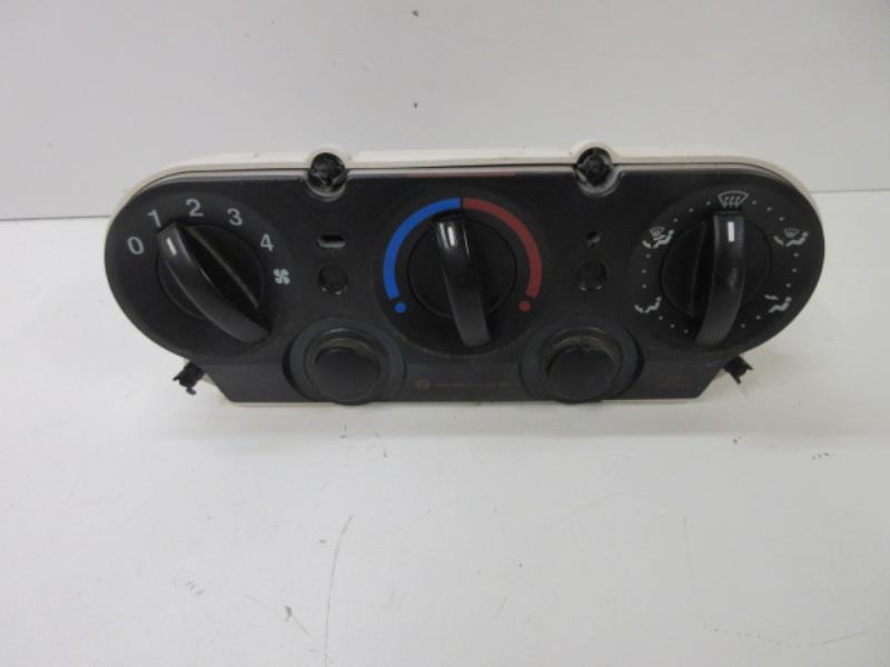 Commande chauffage FORD FIESTA 5 PHASE 1 Diesel - 1