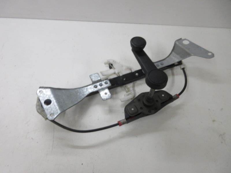 Alzacristalli manuale posteriore destro FORD FIESTA 5 PHASE 1 Diésel - 1