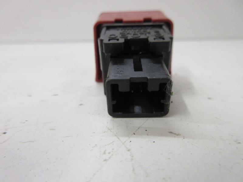 Bouton de warning NISSAN MICRA 3 PHASE 2 Diesel - 1