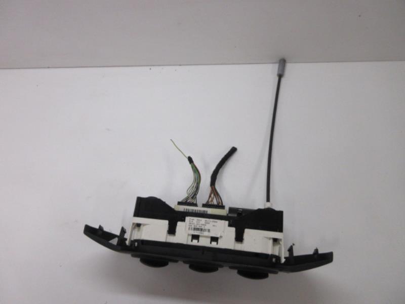 Commande chauffage VOLKSWAGEN POLO 4 PHASE 2 Diesel - 1