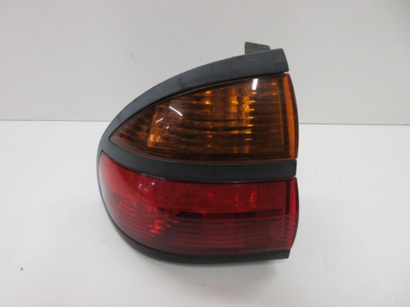 Fanale posteriore principale sinistro (luci) RENAULT LAGUNA 1 PHASE 2 Diésel - 1