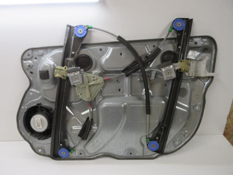 Alzacristalli elettrico anteriore sinistro VOLKSWAGEN POLO 4 PHASE 2 Diésel - 1