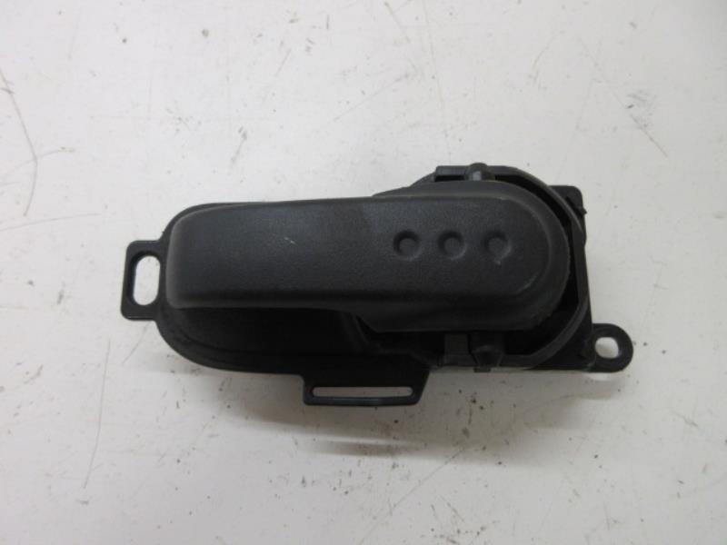 Maniglia interna posteriore destra NISSAN MICRA 3 PHASE 2 Diésel - 1