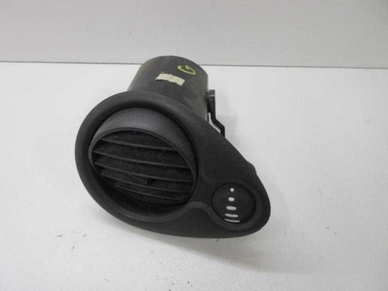 Bocchetta aerazione cruscotto anteriore sinistra RENAULT CLIO 3 PHASE 1 Diésel - 1
