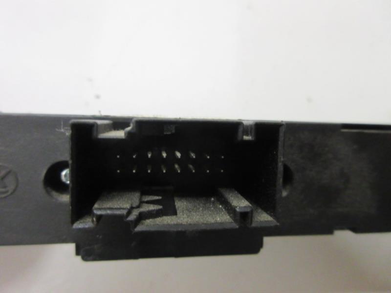 Bouton de warning OPEL ZAFIRA B PHASE 1 Diesel - 1