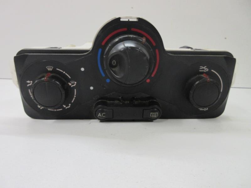 Commande chauffage RENAULT CLIO 3 PHASE 1 Diesel - 1