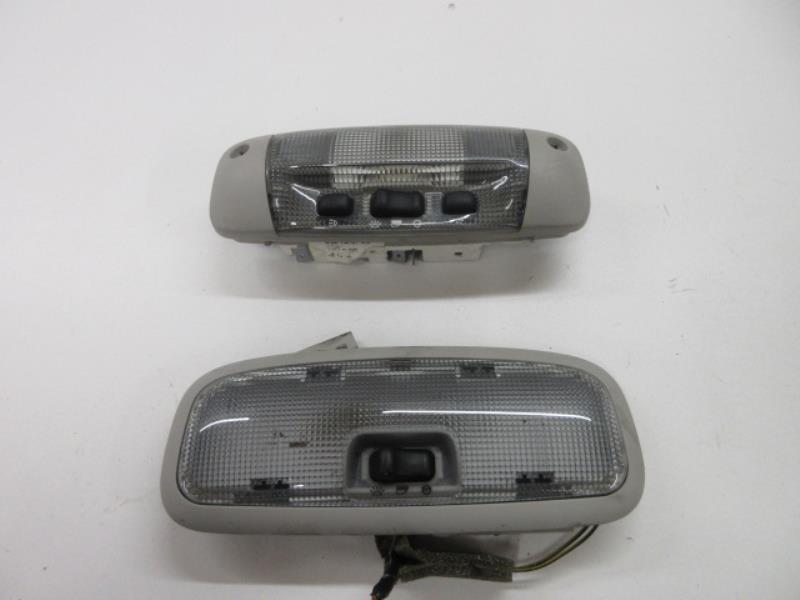 Eclairage de plafonnier FORD FOCUS 2 PHASE 1 Diesel - 1