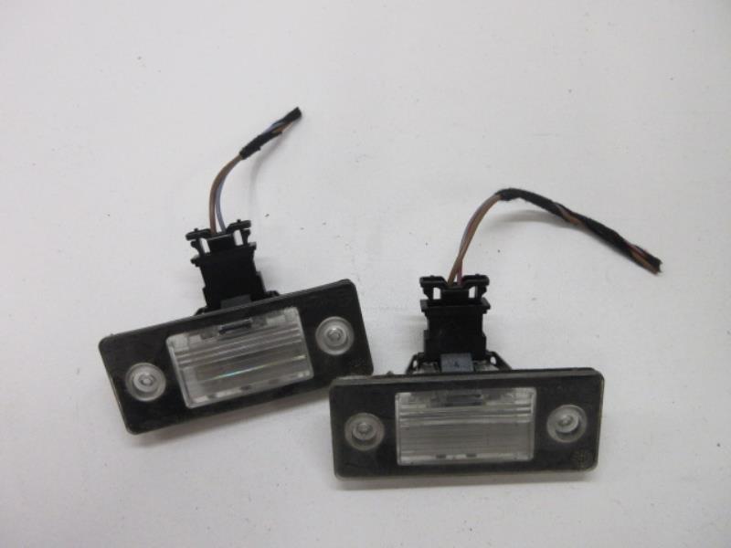 Eclairage de plaque SKODA FABIA 2 PHASE 2 Diesel - 1