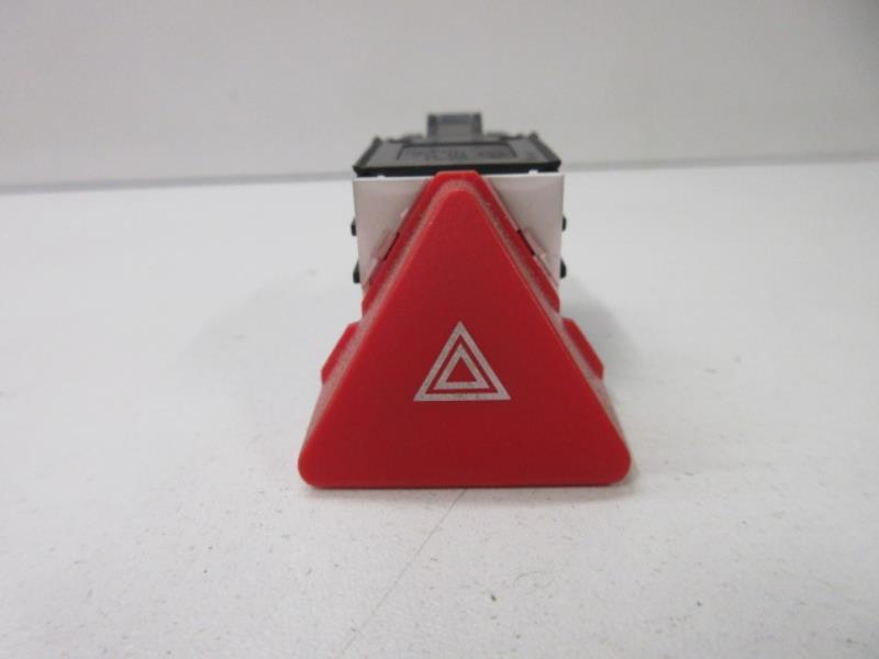Interruttore luci emergenza VOLKSWAGEN TOURAN 1 PHASE 2 Diésel - 1
