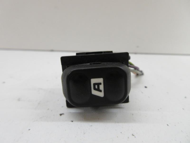 Interruttore lavacristalli anteriore destro PEUGEOT 607 PHASE 2 Diésel - 1