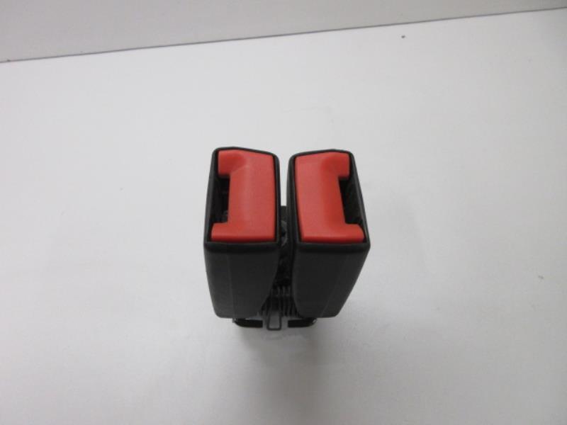 Aggancio cintura sicurezza posteriore destro FORD FIESTA 6 PHASE 1 Diésel - 1