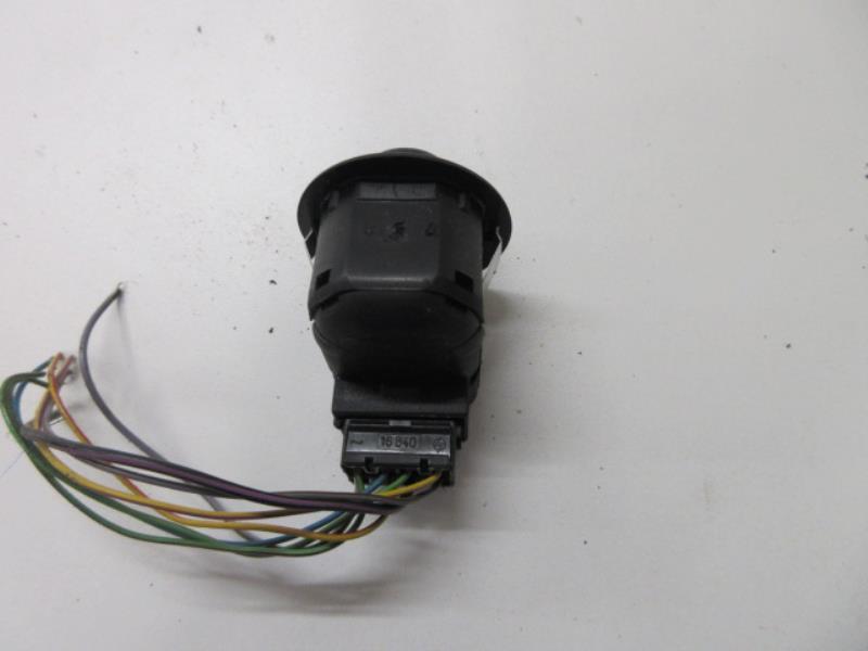 Commande retroviseurs FORD FIESTA 6 PHASE 1 Diesel - 1