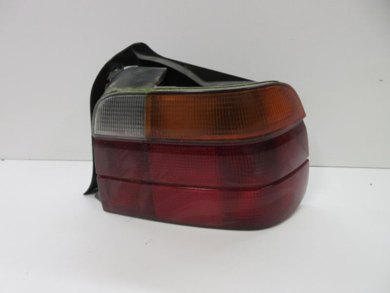 Fanale posteriore principale destro (luci) BMW SERIE 3 E36 COMPACT Diésel - 1