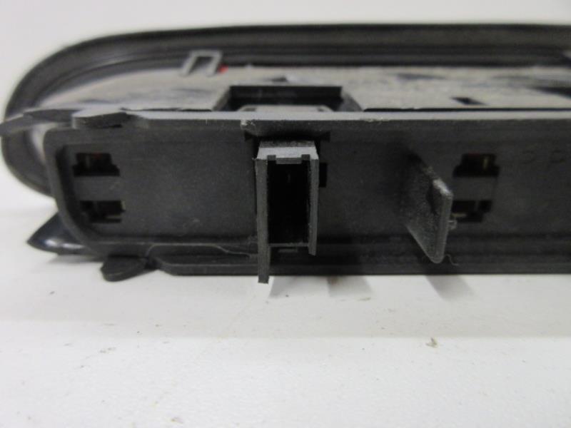 Feu arriere stop central RENAULT CLIO 1 PHASE 3 Essence - 1
