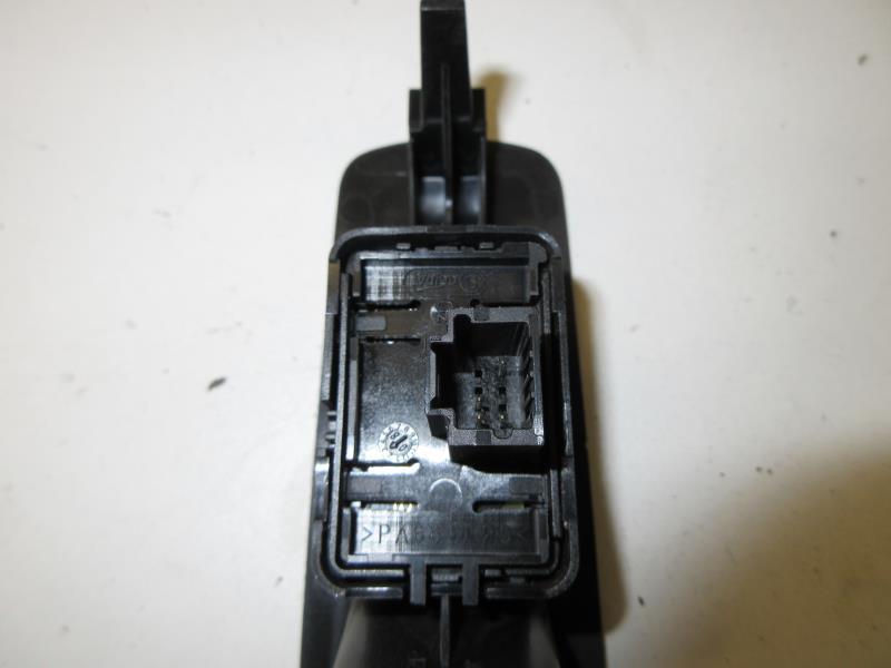 Interruttore lavacristalli posteriore destro RENAULT LAGUNA 3 PHASE 1 BREAK Diésel - 1