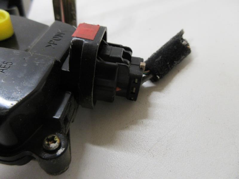 Serrure arriere gauche KIA RIO 2 PHASE 1 Diesel - 1