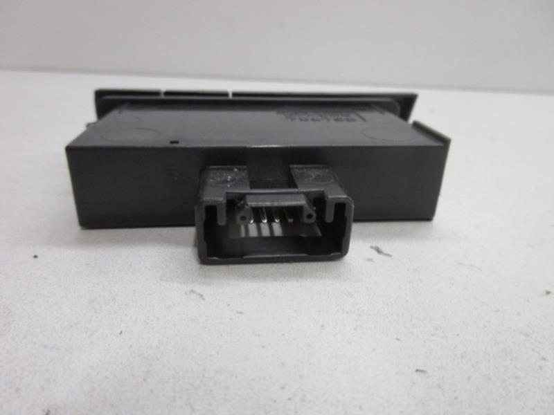 Bouton de warning TOYOTA PRIUS 2 Essence/Hybride - 1