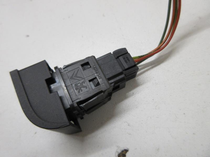 Commande de fermeture centralisee PEUGEOT 207 PHASE 2 Essence - 1